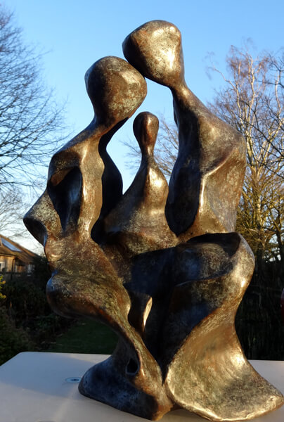 Tête-de-famille - sculpture in bronze